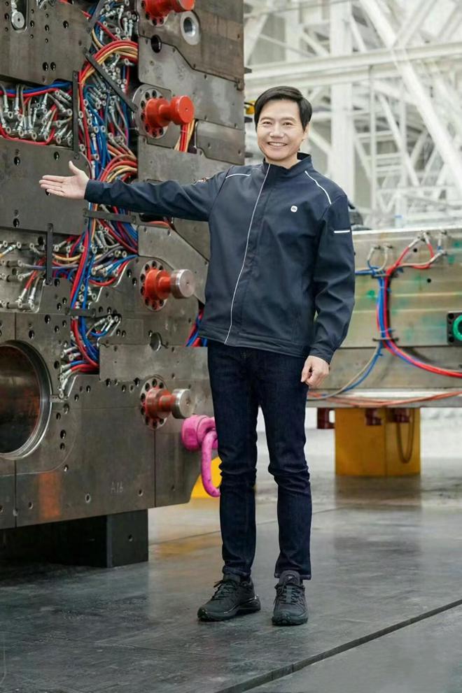 穿Nike、阿迪换成4个中产品牌更高级千亿·国际网站答应我：中年男人运动鞋别(图2)