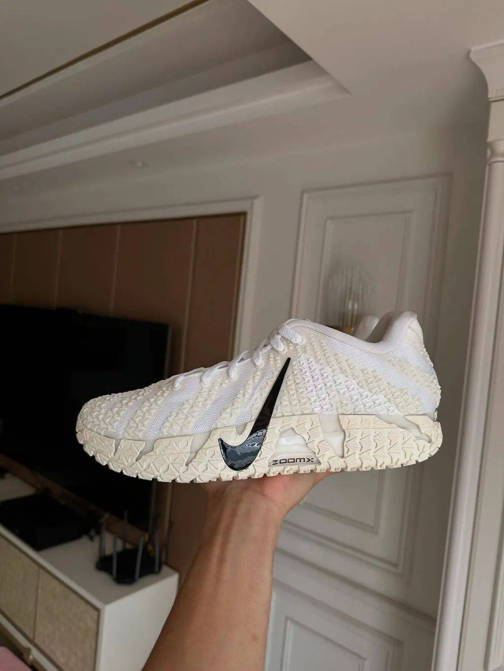 Leon Dore x New Balance 860v2NEWS｜Air Jordan 40 “EYBL”、Aimé(图5)