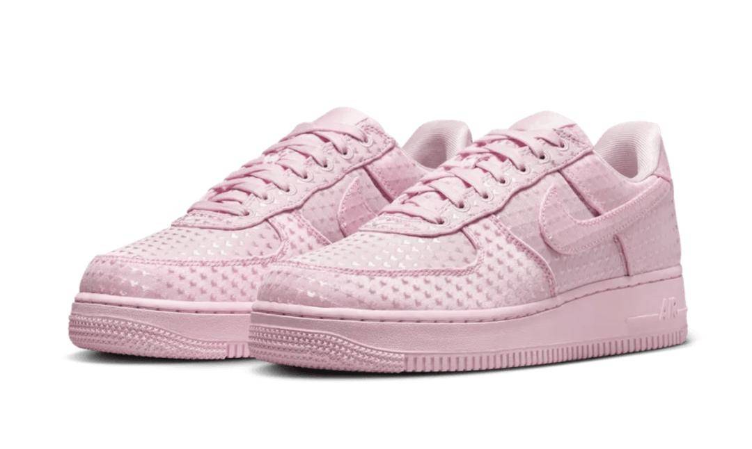 行热潮能延续至2026吗？国际鞋履｜低帮运动鞋的流(图11)